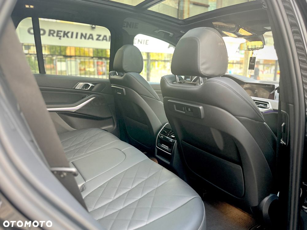 BMW X5 xDrive40i xLine - 24