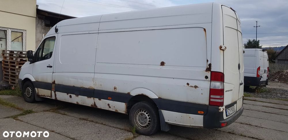 Mercedes-Benz Sprinter 318 - 4