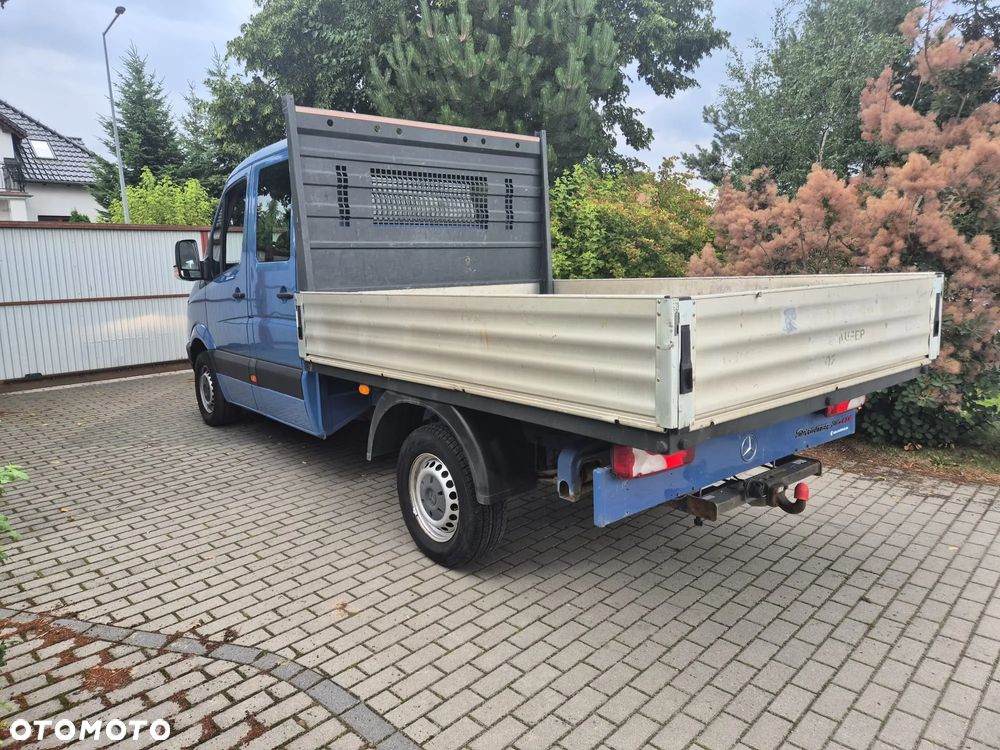 Mercedes-Benz Sprinter - 4