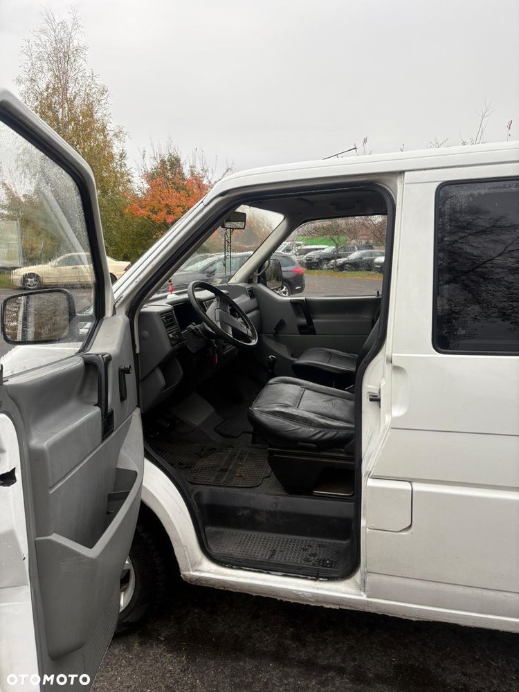 Volkswagen Transporter - 5