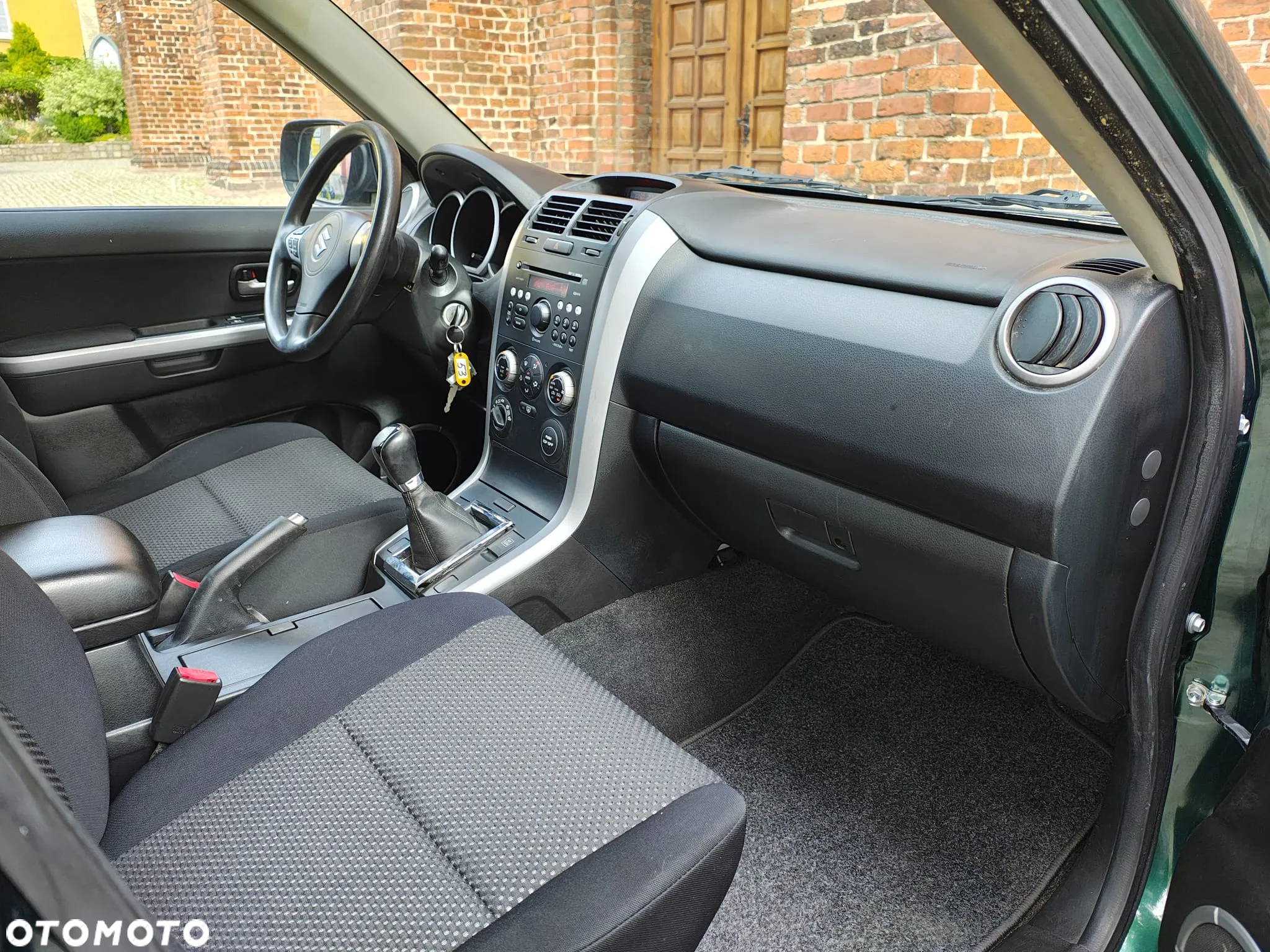 Suzuki Grand Vitara - 10