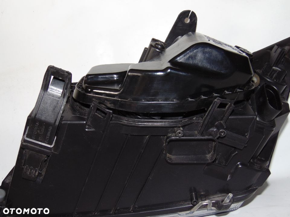 ORYGINAŁ lampa przednia przód prawa pasażera 4M51-13W029-AD Ford Focus 2 II 04-07r Europa - 10