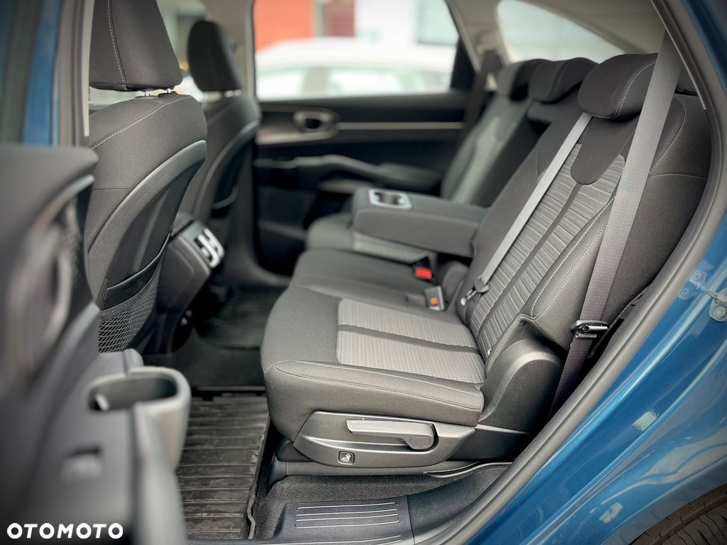 Kia Sorento 1.6 T-GDI HEV M 4WD 7os - 13