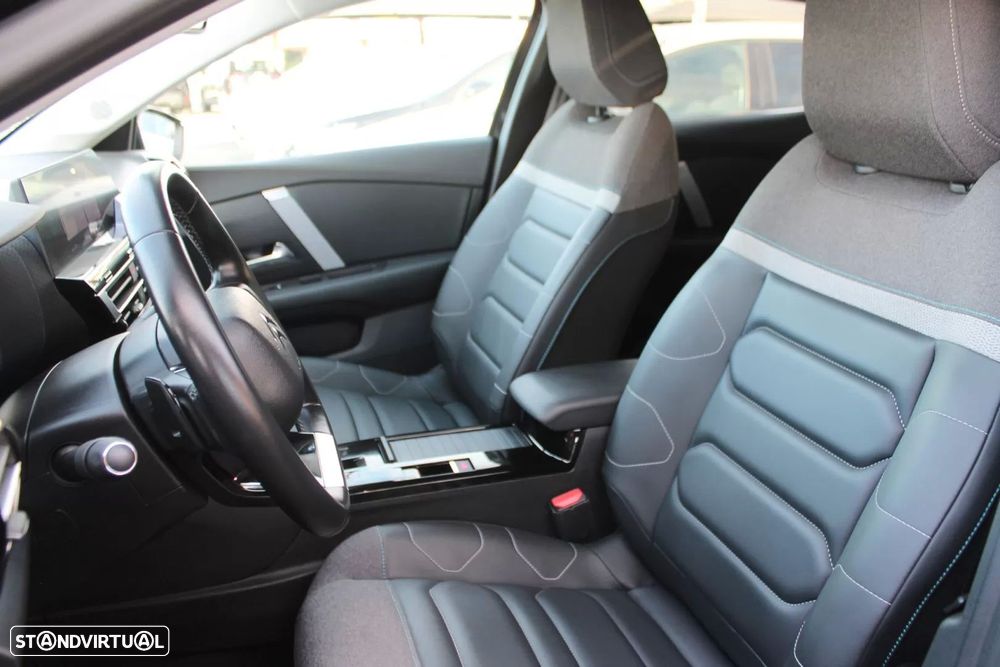 Citroën C4 1.5 BlueHDi Shine Pack EAT8 - 17