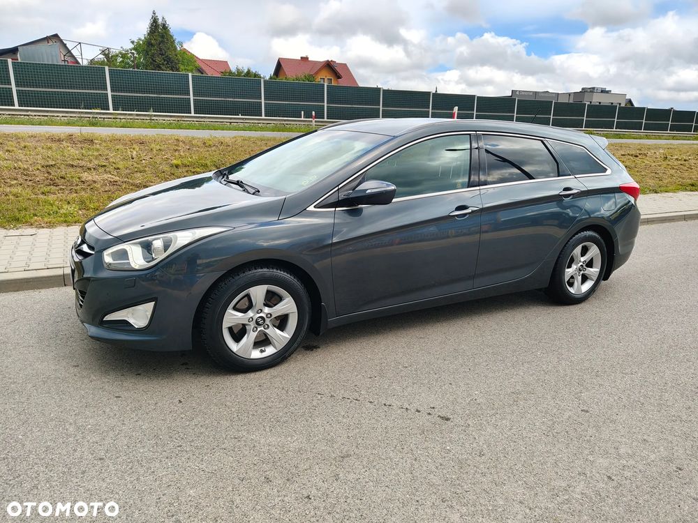 Hyundai i40 1.7 CRDi Comfort + - 5