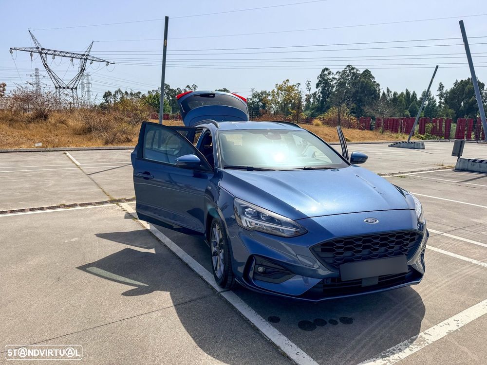 Ford Focus 1.0 EcoBoost S&S ST-LINE - 30