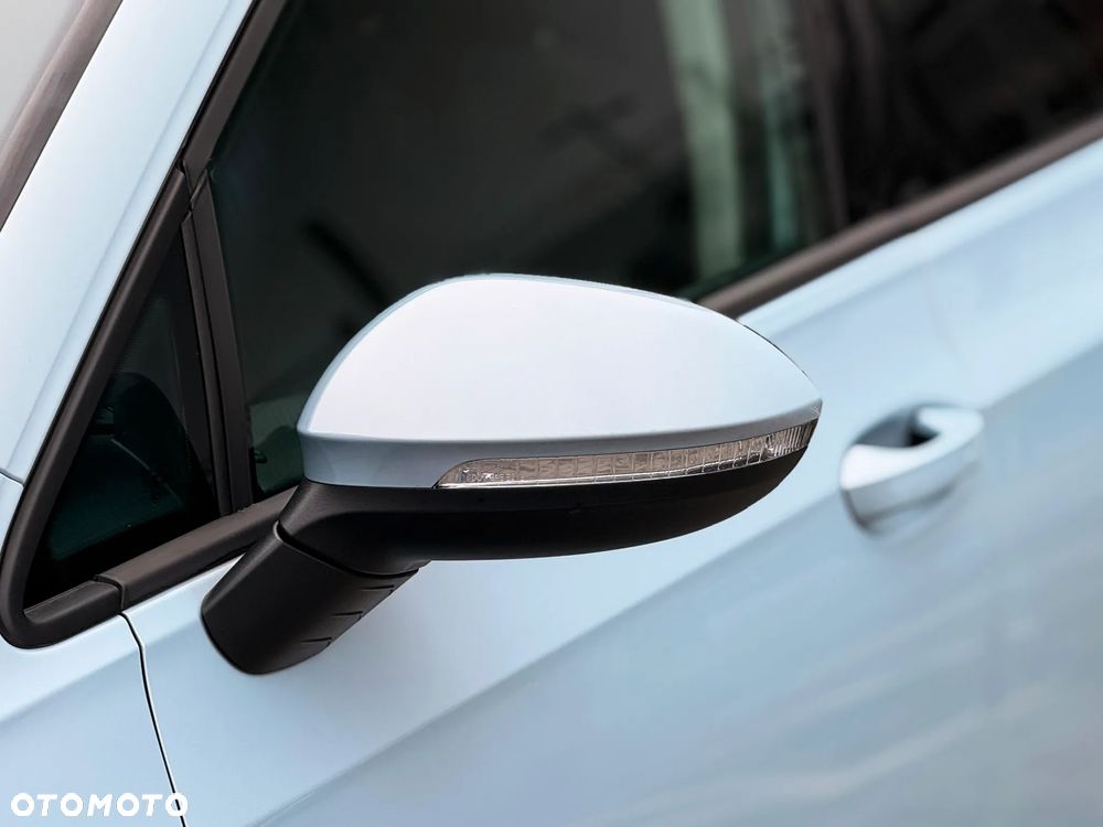 Volkswagen Golf 1.5 TSI Special Edition - 17