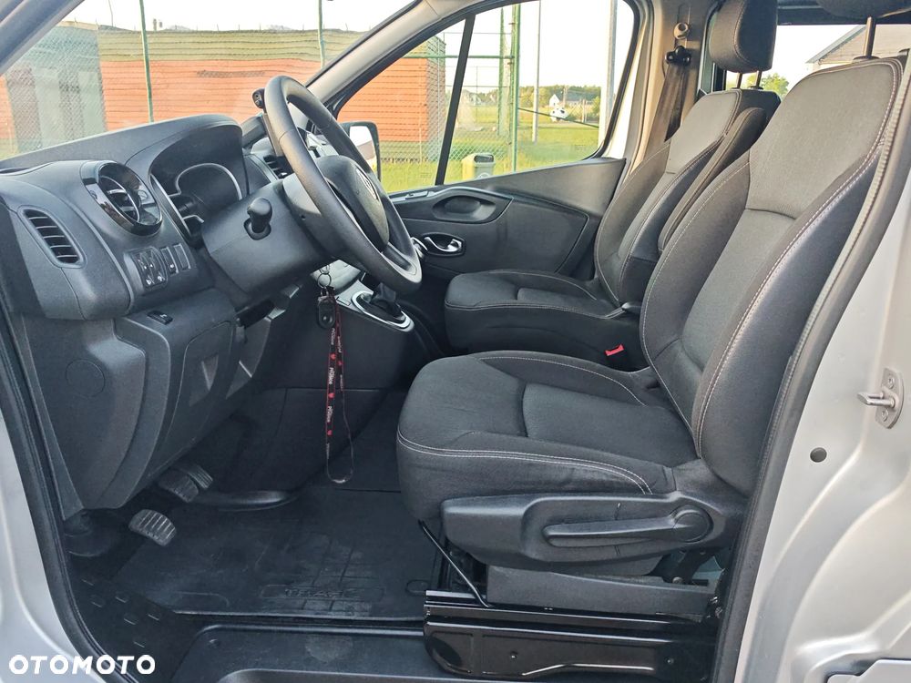 Renault TRAFIC - 10