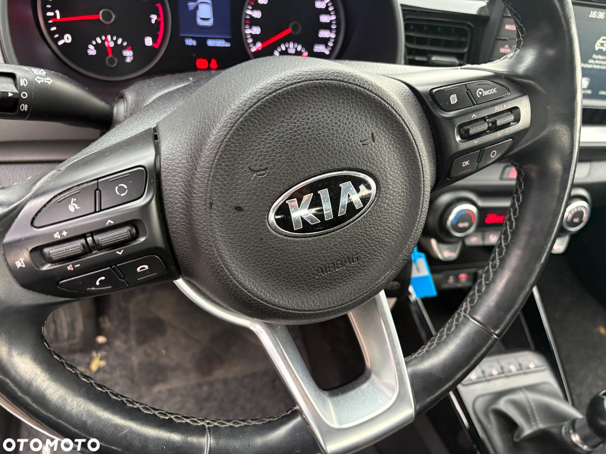 Kia Stonic 1.2 Spirit - 8