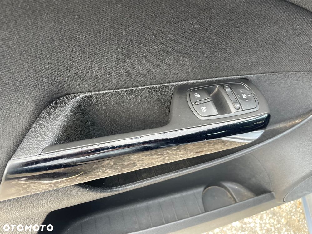 Opel Corsa - 11