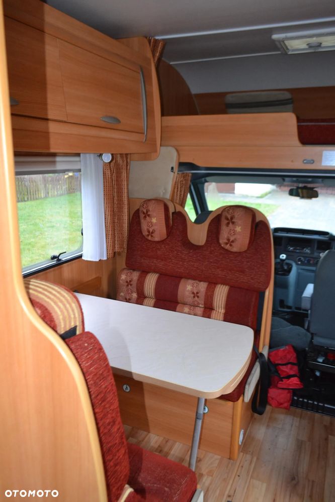 Ford Transit - 12