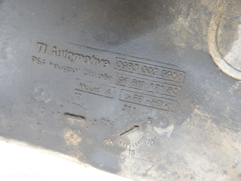 Zbiorniczek pompka płynu FAP 1.6 2.0 HDI Citroen C5 III c4 Peugeot 5008 3008 508 08-17 Łuków części - 2