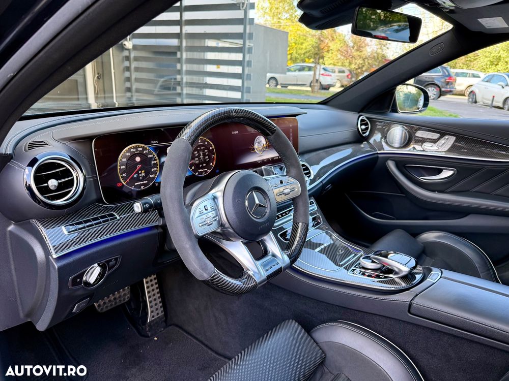 Mercedes-Benz E AMG 63 S 4MATIC - 22
