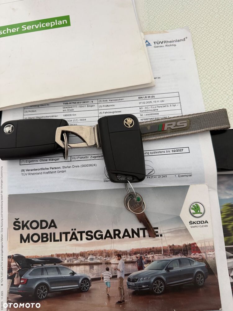 Skoda Octavia 2.0 TDI RS - 34