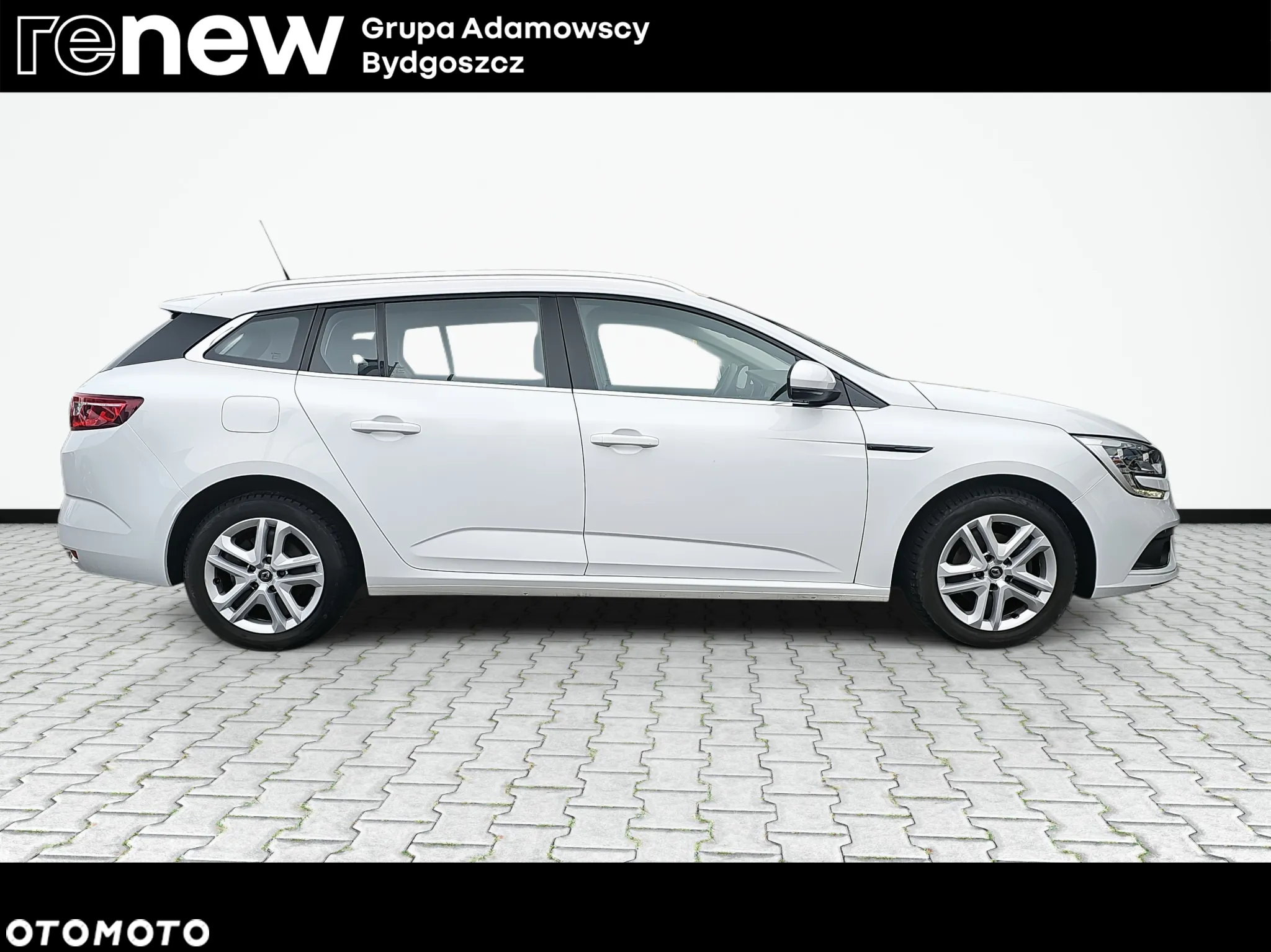 Renault Megane 1.5 Blue dCi Business - 11