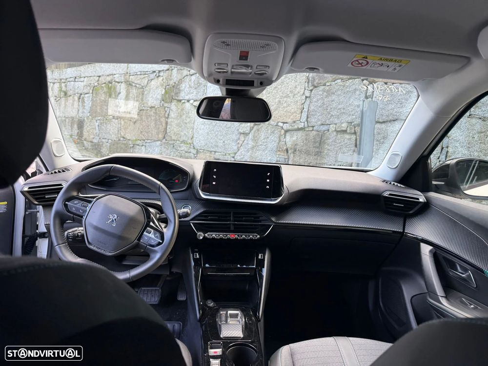 Peugeot e-2008 50 kWh Allure Pack - 11