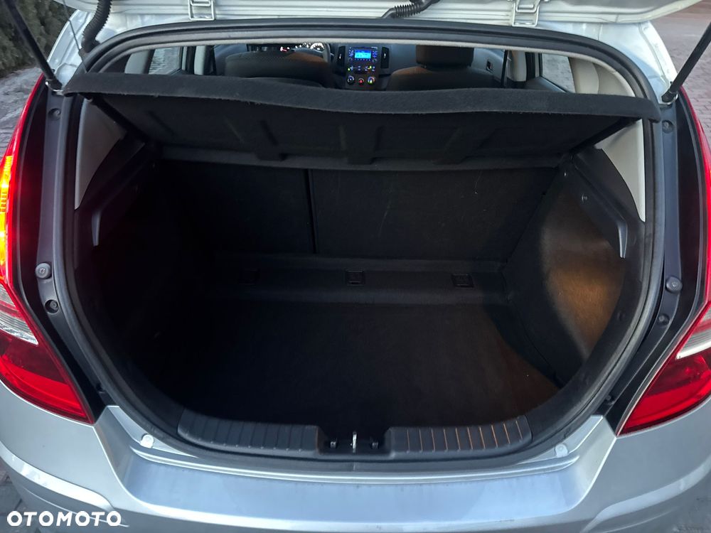 Hyundai i30 1.6 CRDi Blue Classic - 22