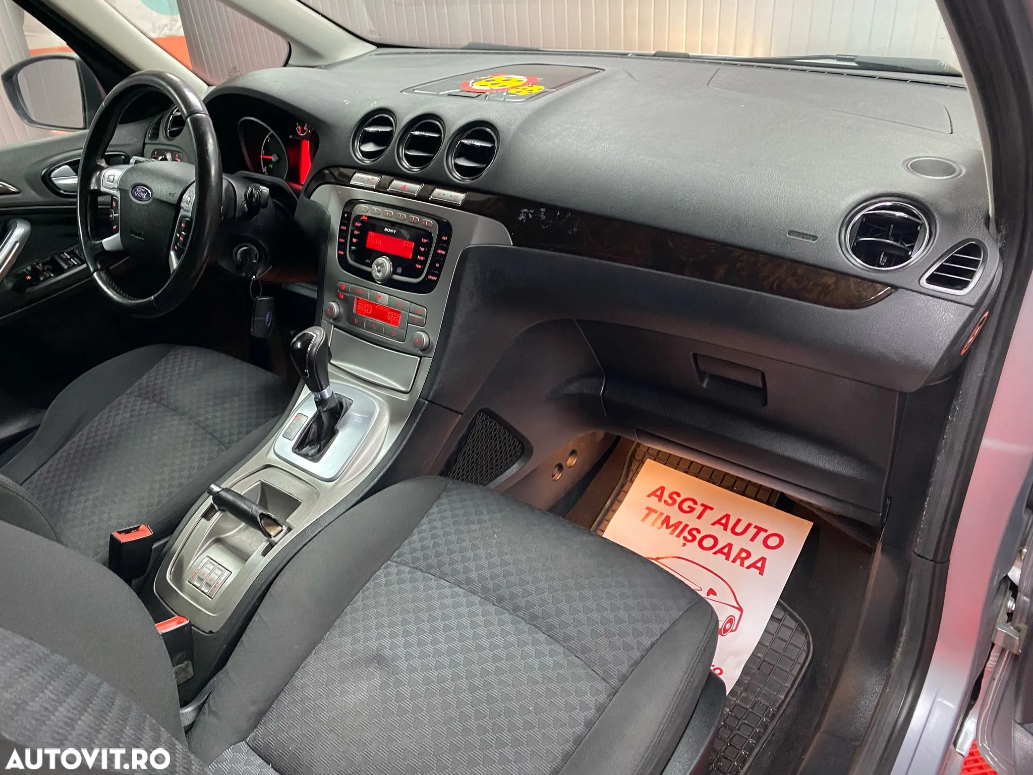 Ford Galaxy 2.0 TDCi DPF Aut. Ghia - 10