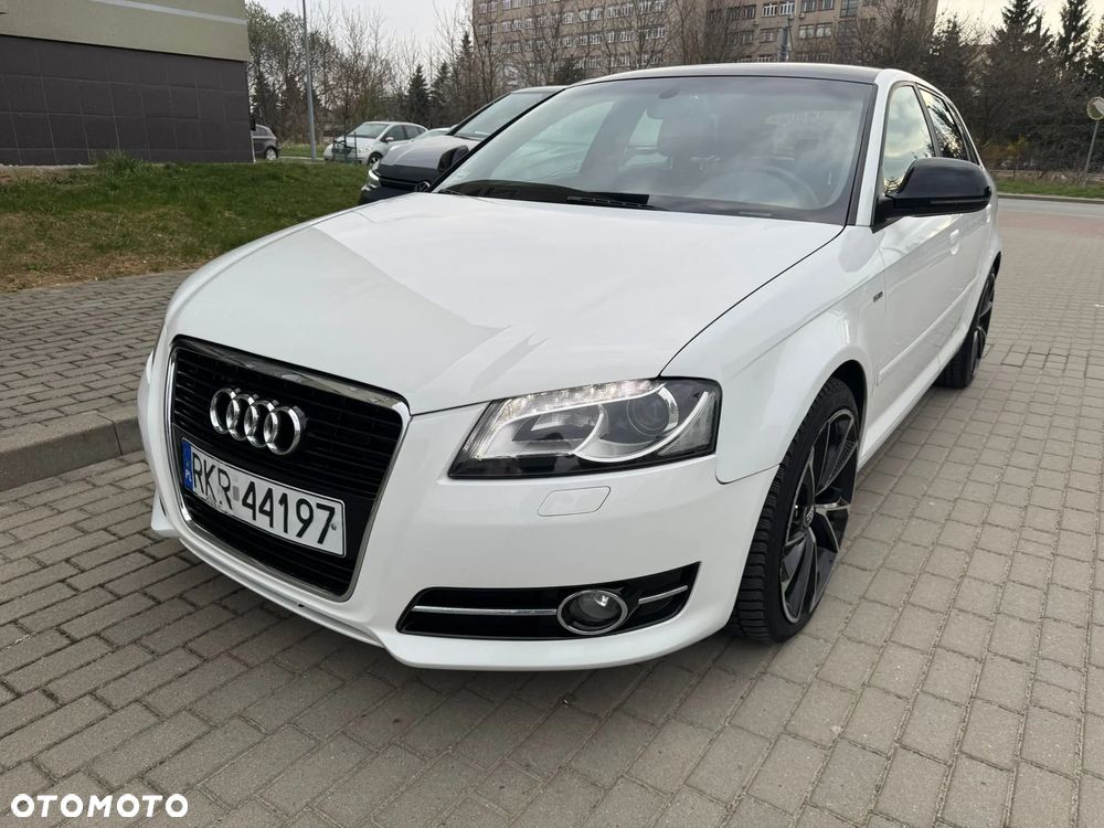 Audi A3 Sportback 2.0 TDI DPF Ambition S tronic - 2