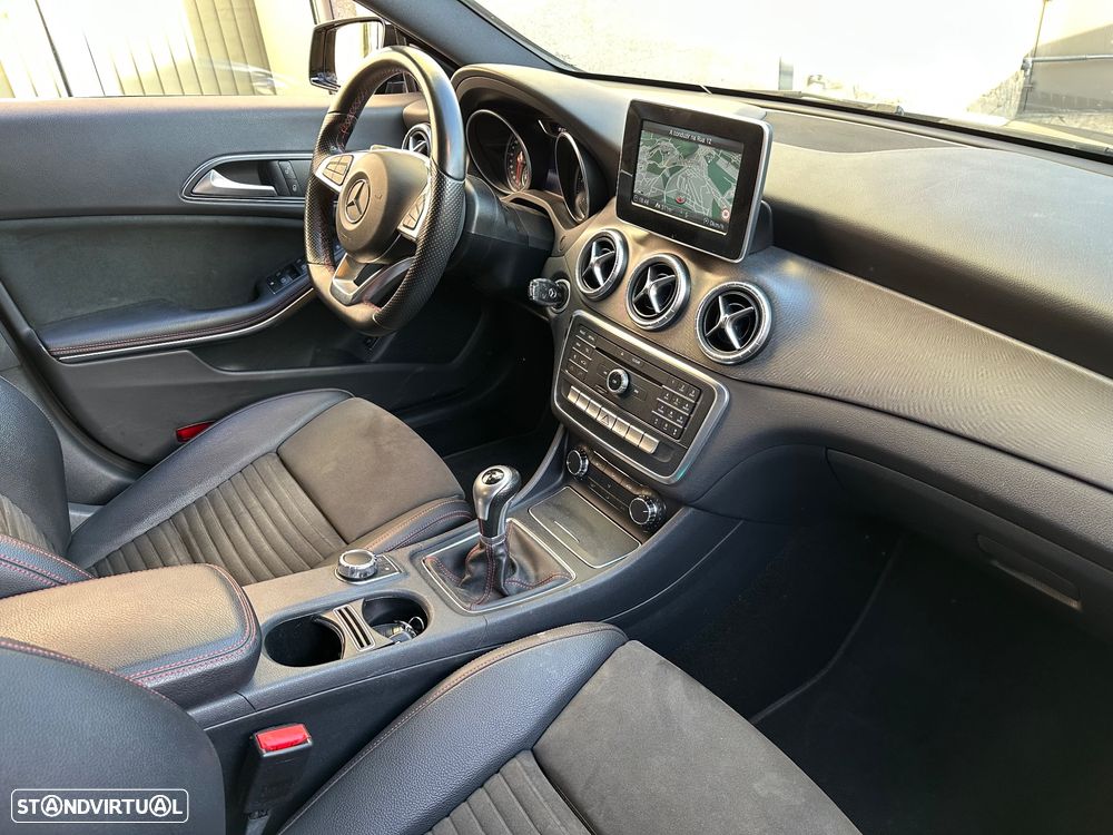 Mercedes-Benz CLA 180 d AMG Line - 11