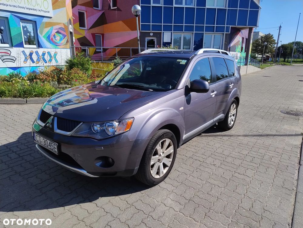 Mitsubishi Outlander - 15
