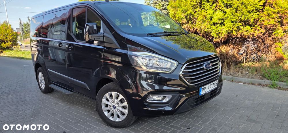 Ford Tourneo Custom 2.0 EcoBlue L1 Titanium - 22