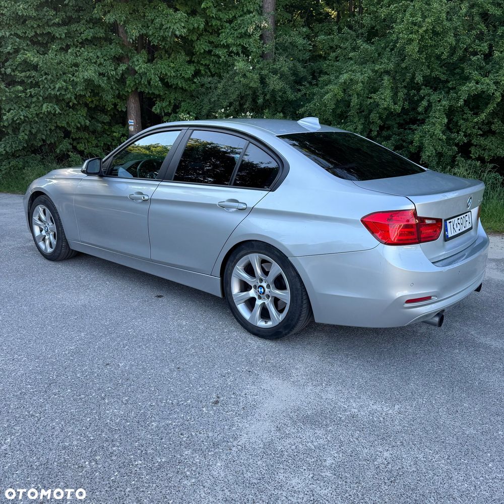 BMW Seria 3 335i - 2