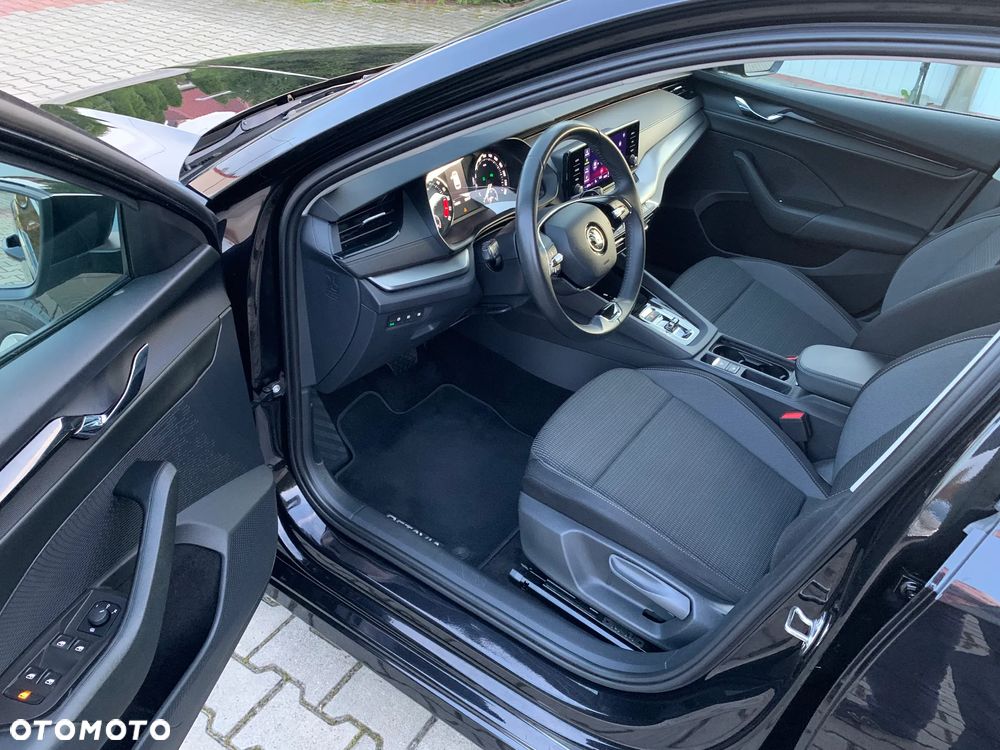 Skoda Octavia 2.0 TDI Ambition DSG - 11