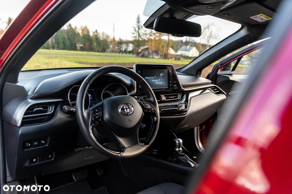 Toyota C-HR - 34