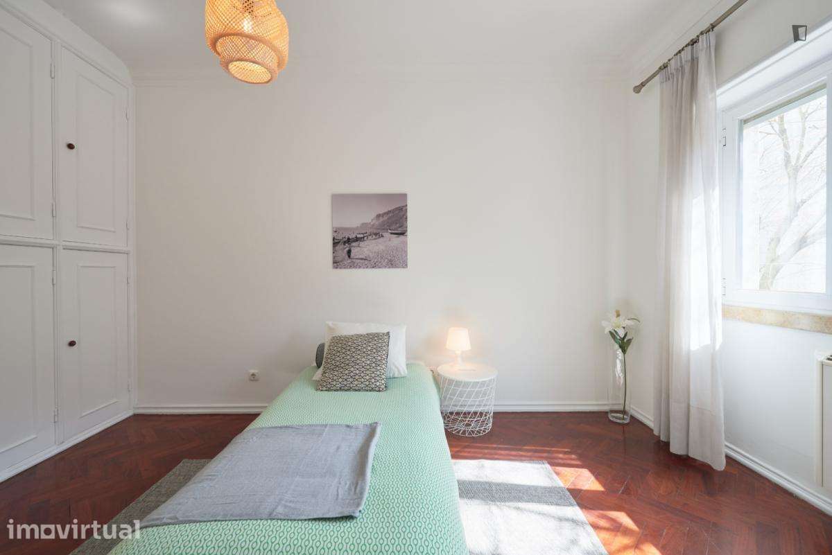 Quarto - localizado em Arroios Lisbon - Grande imagem: 4/25