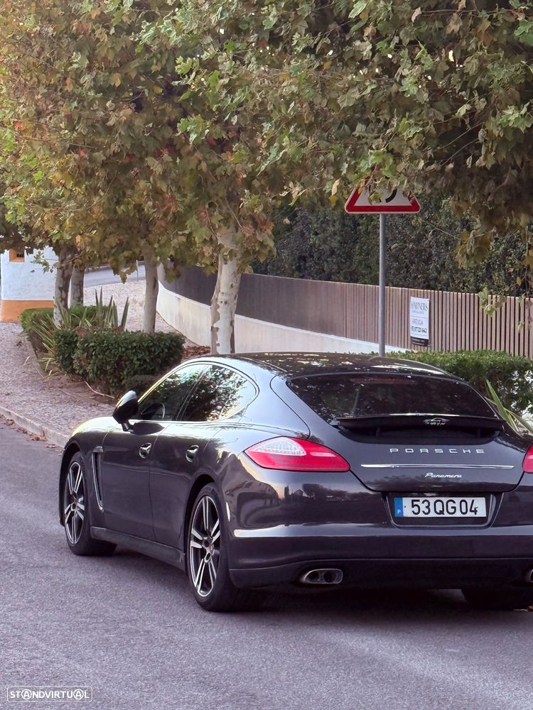 Porsche Panamera 3.0 V6 - 12