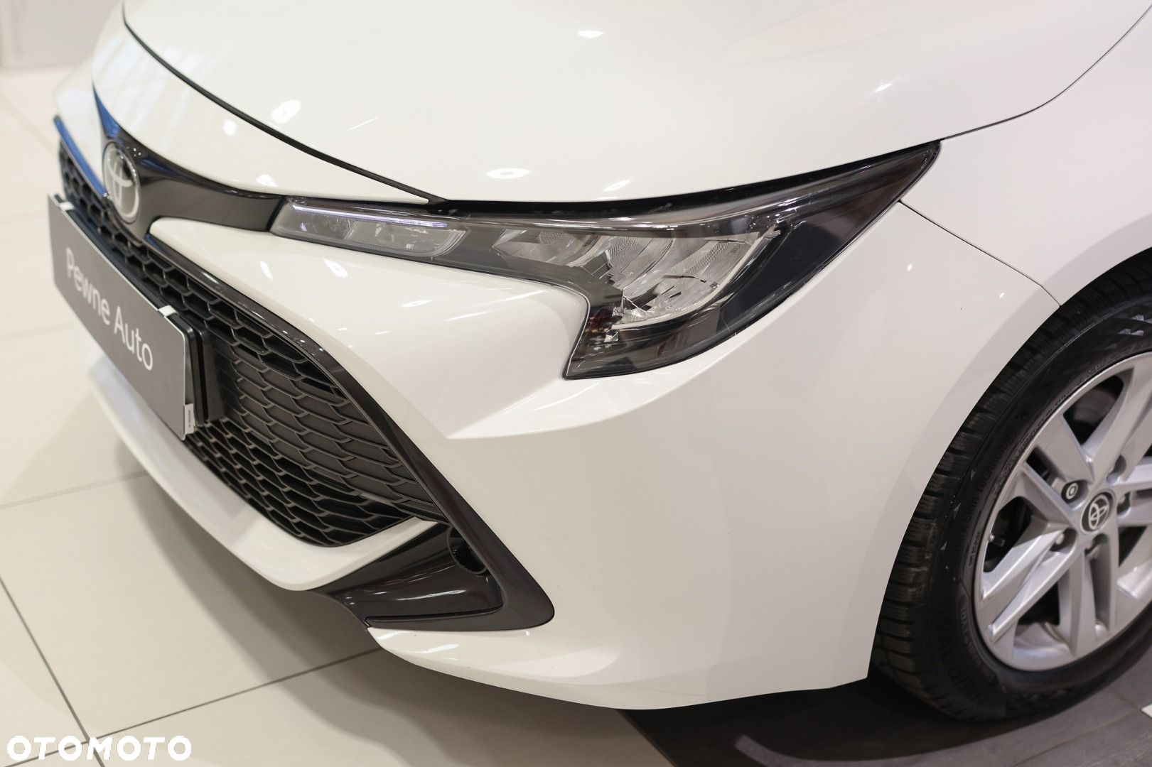 Toyota Corolla - 27