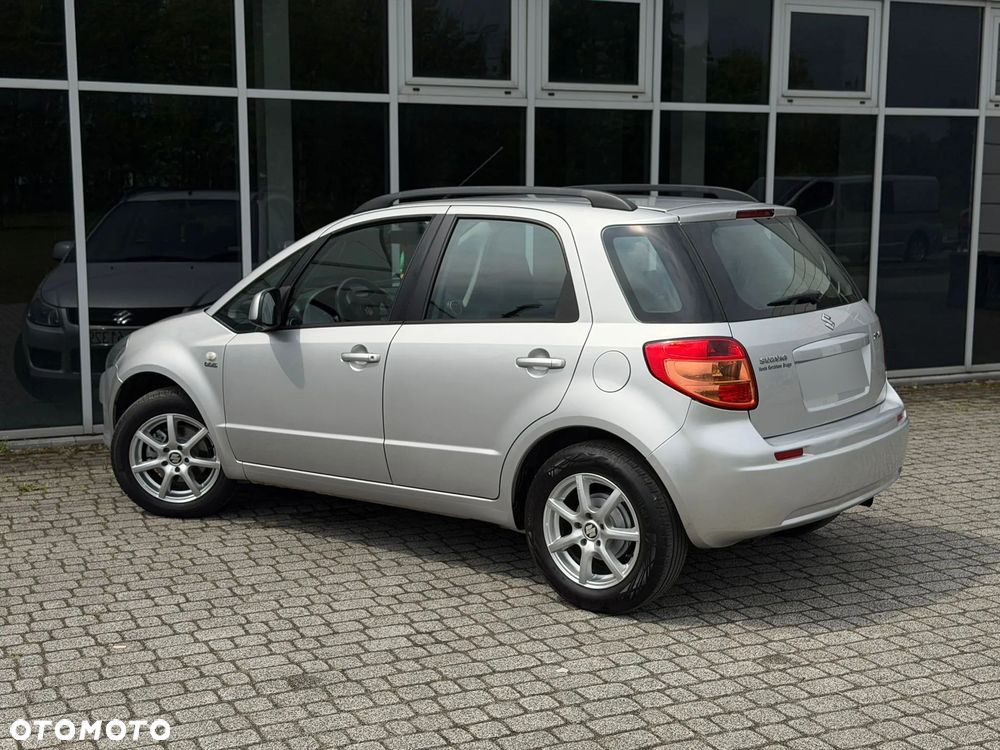 Suzuki SX4 1.6 DDiS Comfort - 21