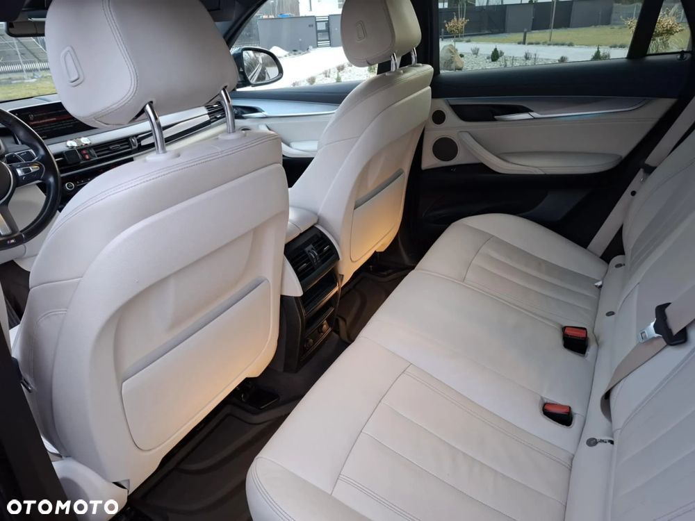BMW X6 xDrive30d - 10