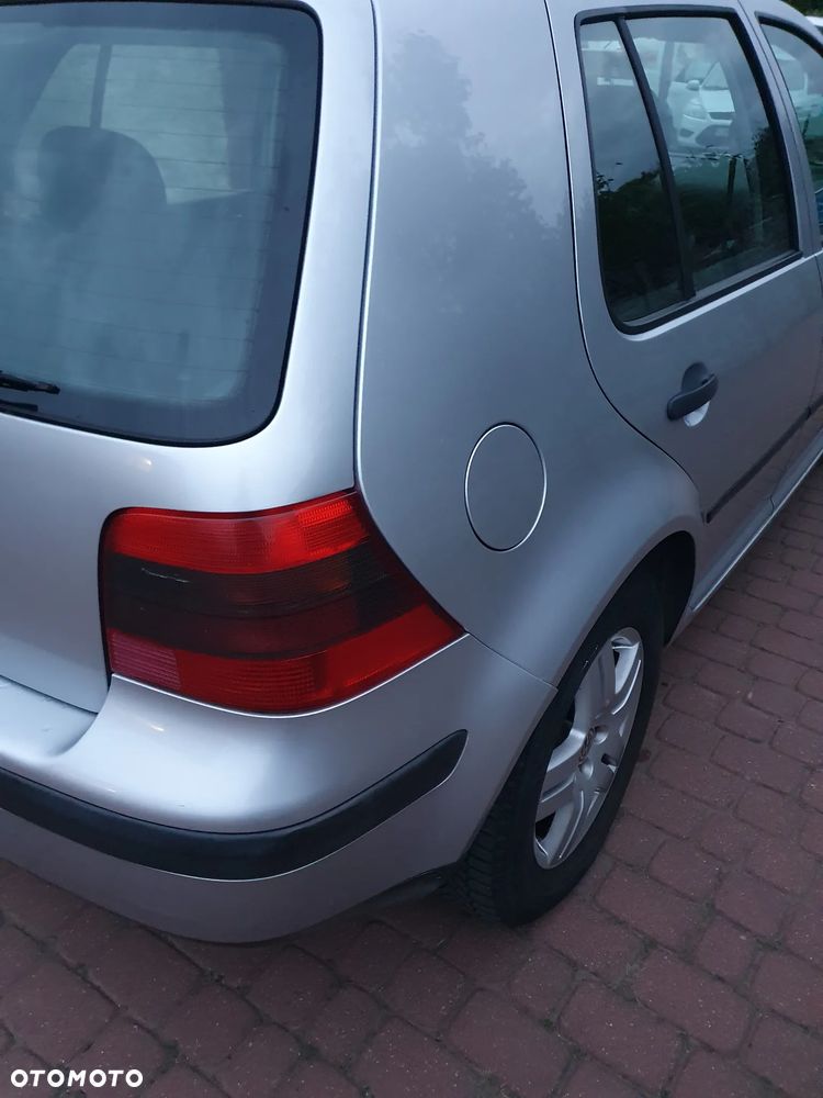 Volkswagen Golf 2001 photo 3