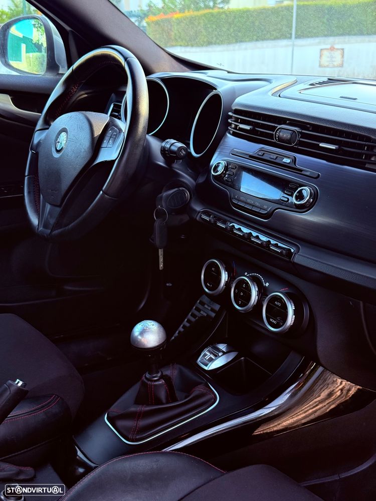 Alfa Romeo Giulietta - 17