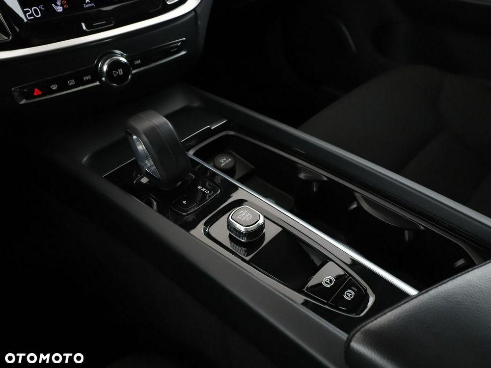 Volvo V60 B4 D Geartronic Momentum Pro - 30