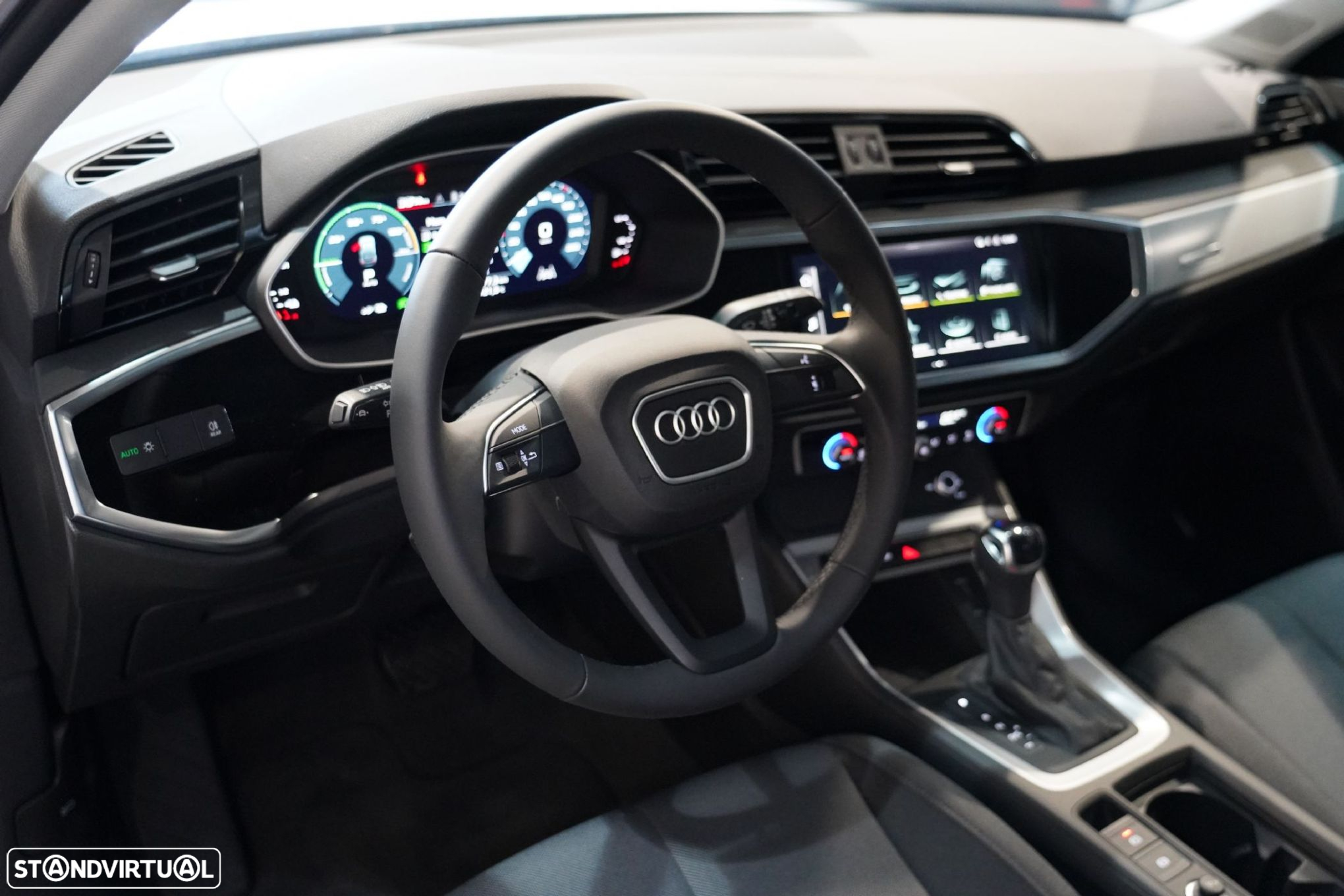Audi Q3 Sportback 45 TFSIe S tronic - 6
