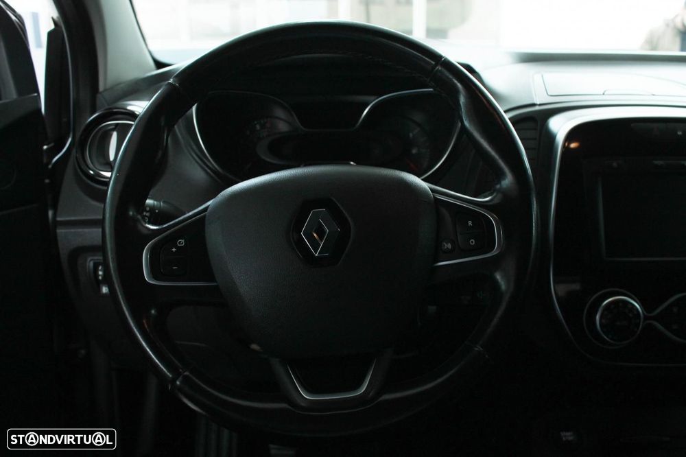 Renault Captur 0.9 TCE Initiale Paris - 15