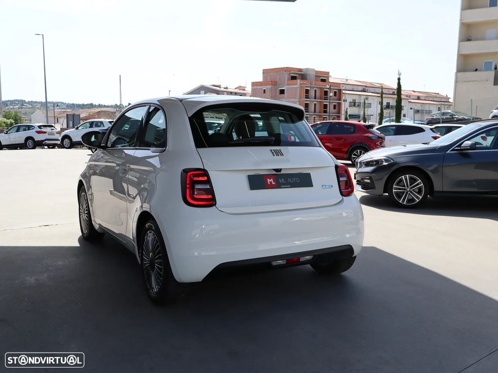 Fiat 500e 3 + 1 42kWh Icon - 7