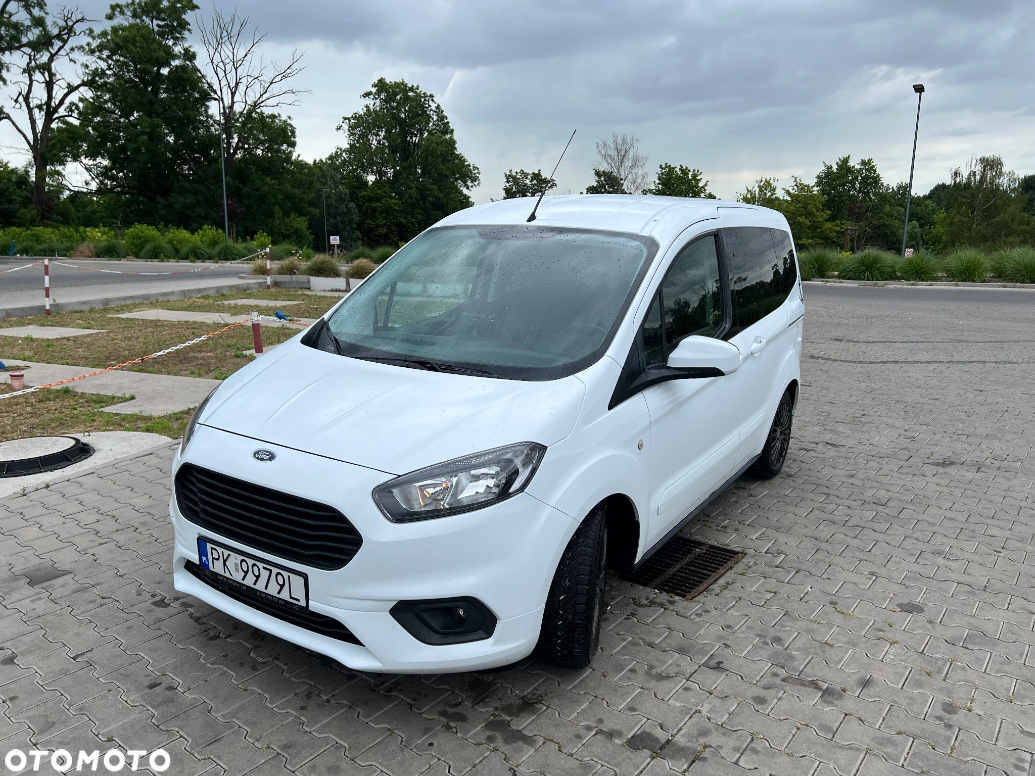 Ford Tourneo Courier 1.5 TDCi Trend - 8