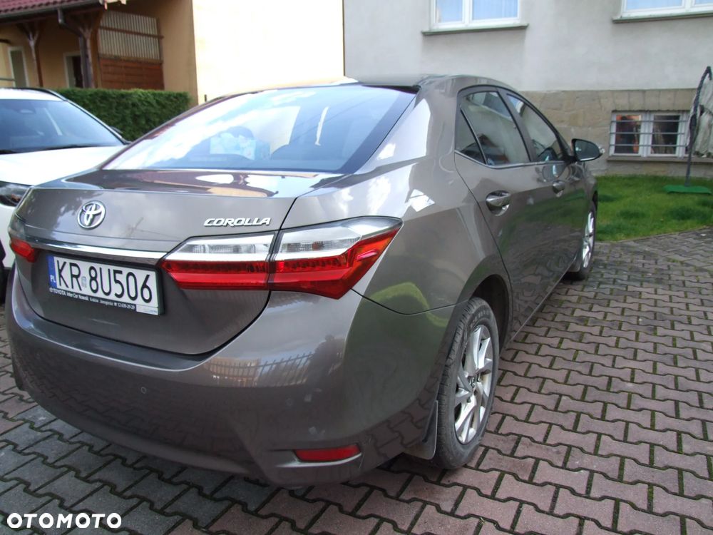 Toyota Corolla 1.6 Comfort - 1