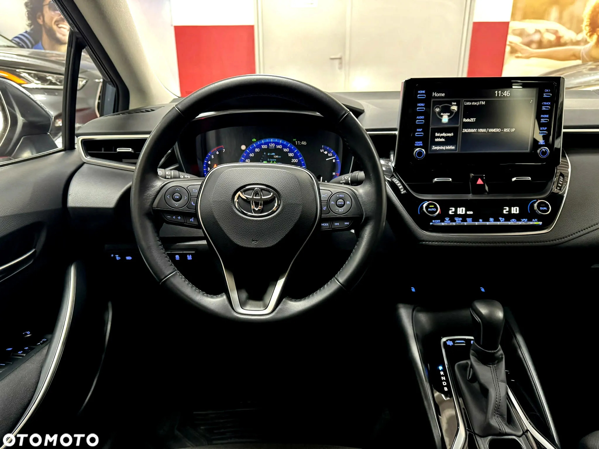 Toyota Corolla 1.8 Hybrid GPF Comfort - 13