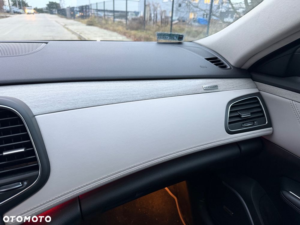 Renault Talisman ENERGY dCi 160 EDC INITIALE PARIS - 26