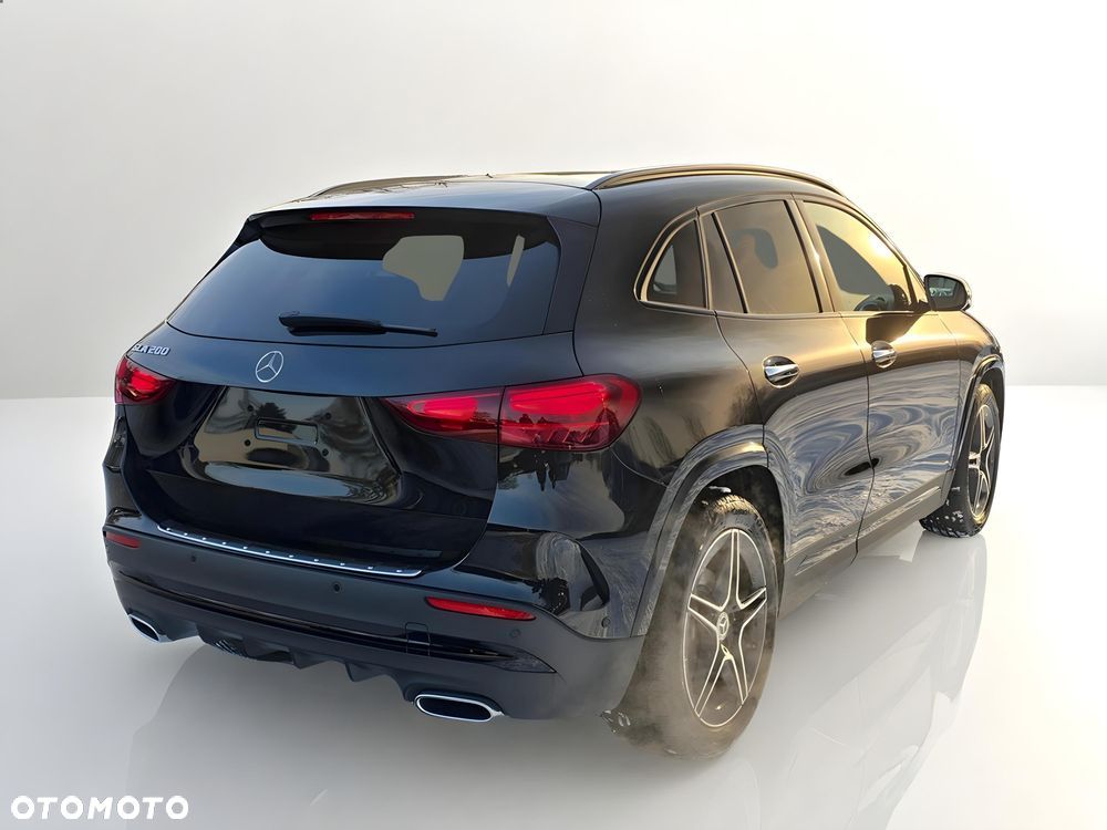 Mercedes-Benz GLA 200 mHEV AMG Line 7G-DCT - 4