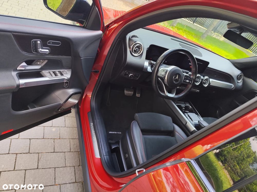 Mercedes-Benz GLB 250 4-Matic AMG Line 8G-DCT - 4