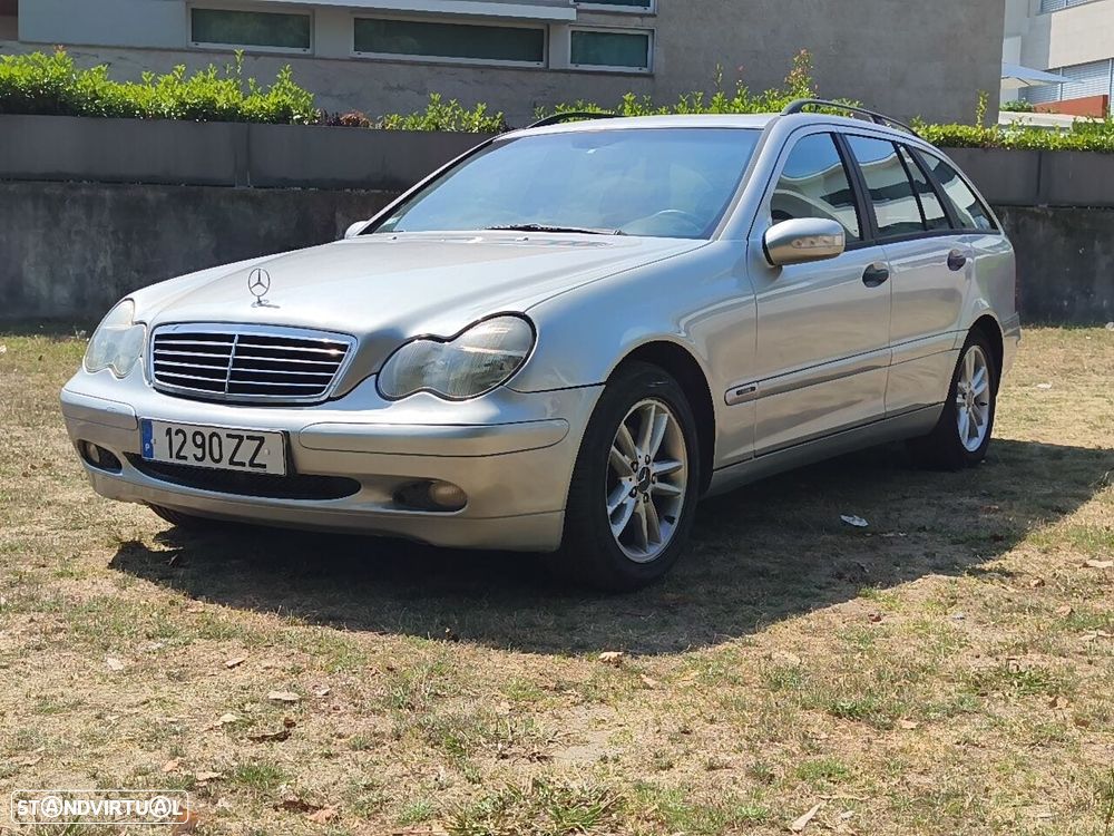 Mercedes-Benz C 220 — fotografia 48