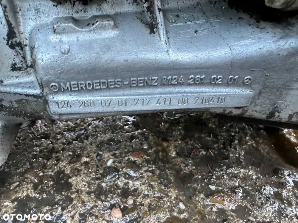 Skrzynia biegów Mercedes Klasa E W124 2.5D manualna 717411 OE - 2