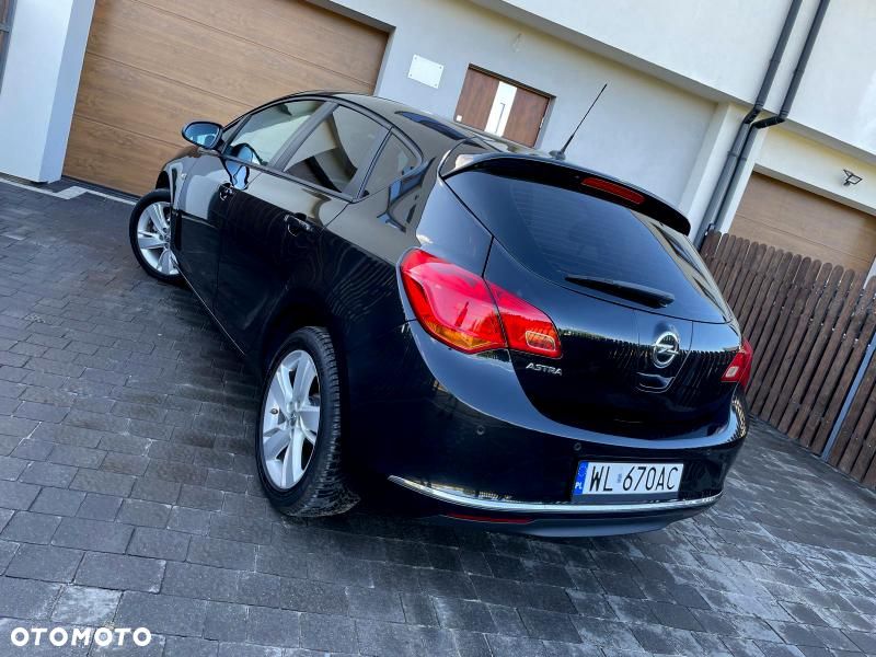 Opel Astra - 34