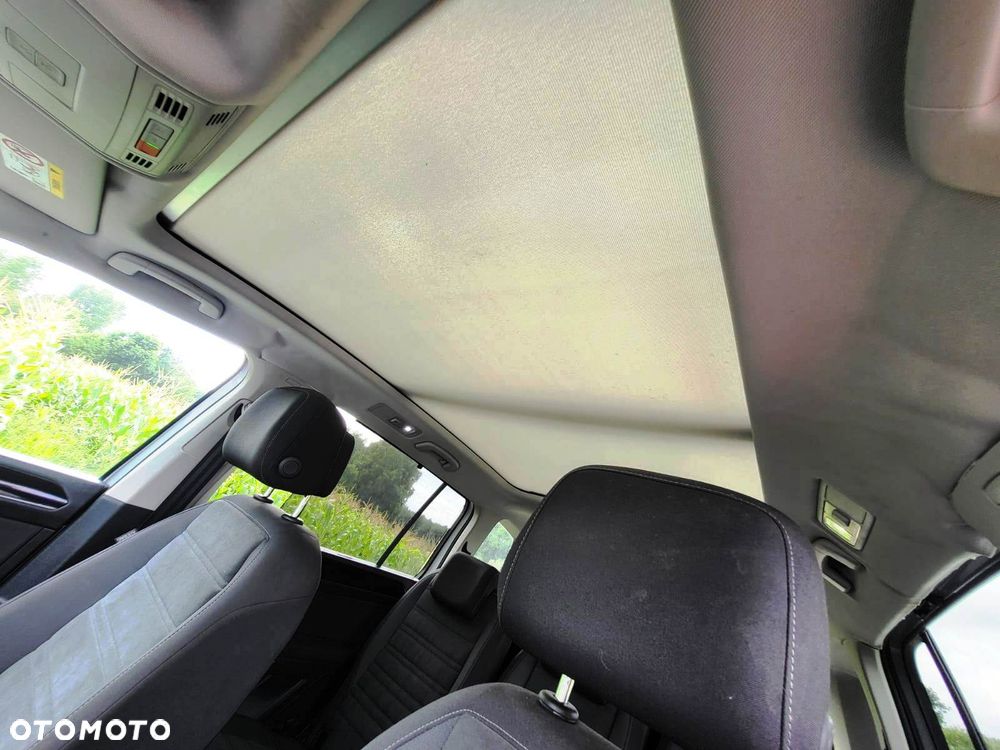 Volkswagen Touran 1.6 TDI SCR (BlueMotion Technology) Comfortline - 21